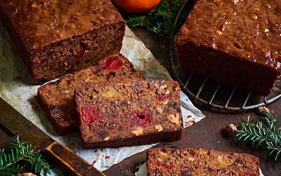 9 Interesting Facts About The Holiday Favourite Dessert, Fruit Cake