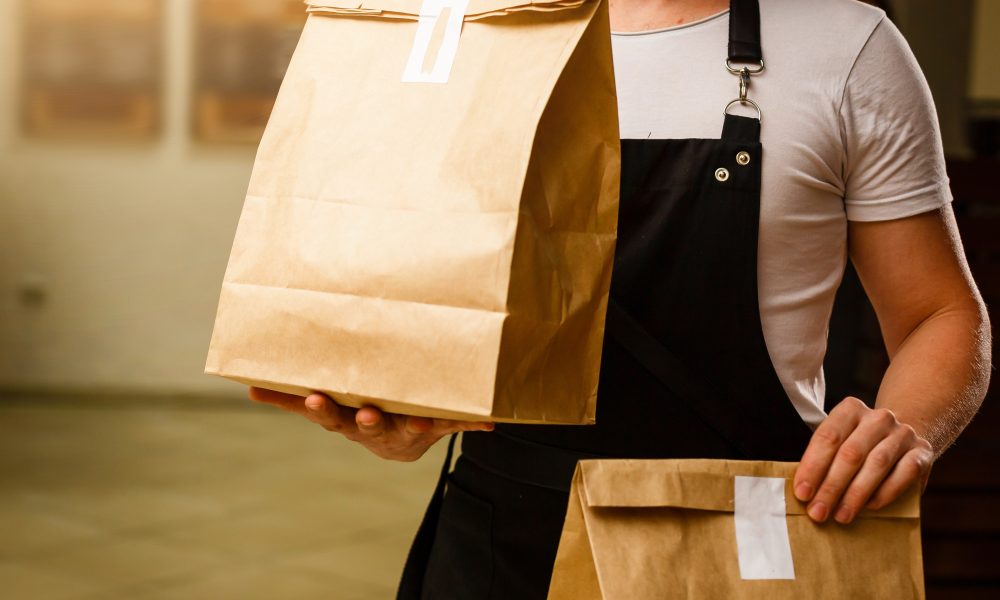 7 Things To Look For In Food Delivery Services