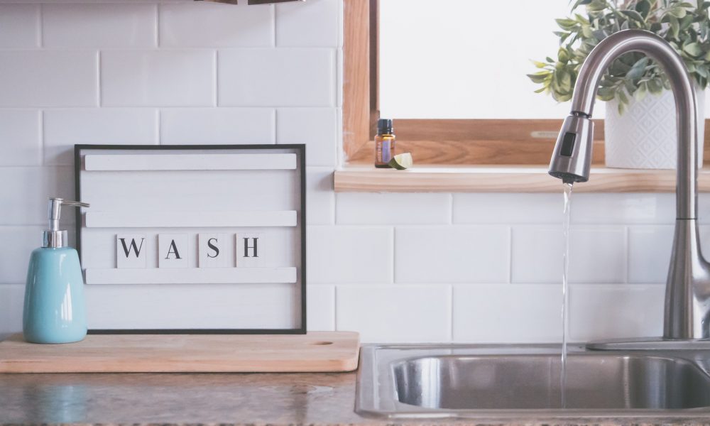 What Materials Are Best For A Kitchen Sink? 7 Sinks Compared