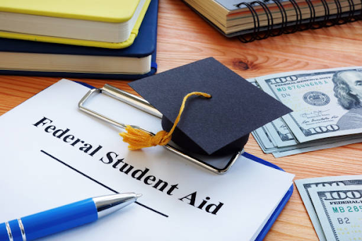 How to Use Student Loans for Living Expenses?
