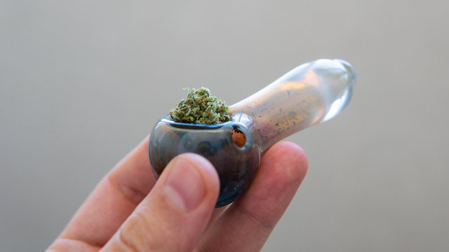 The 5 Best Weed Pipes to Show off Your Creative Side 2022 | Wiki | Food